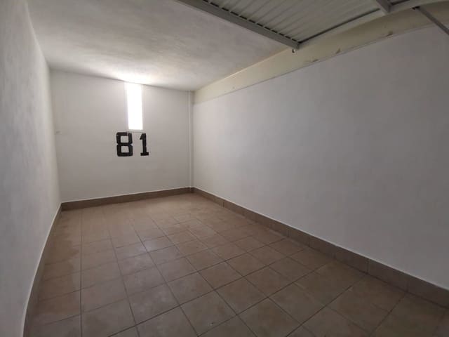 Garage for rent in El Peñoncillo, Torrox - € 150 (Ref: 8102610)