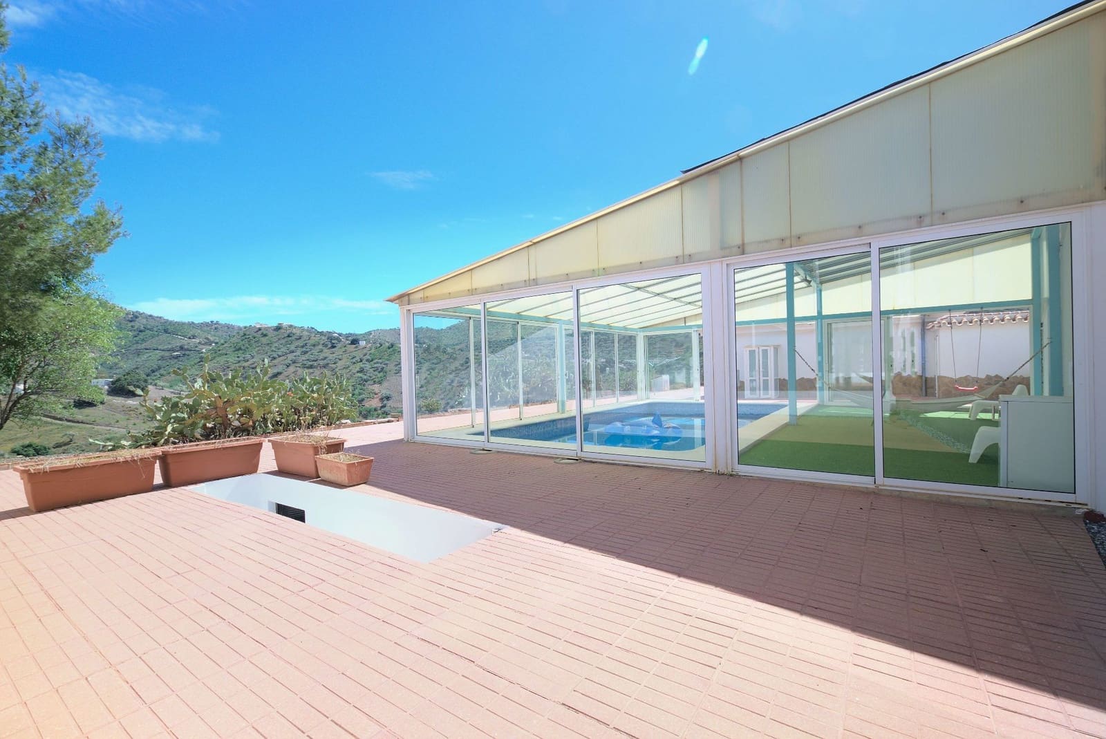 2 soveværelse Villa til salg i Sedella med swimmingpool garage - € 280.000 (Ref: 8157869)