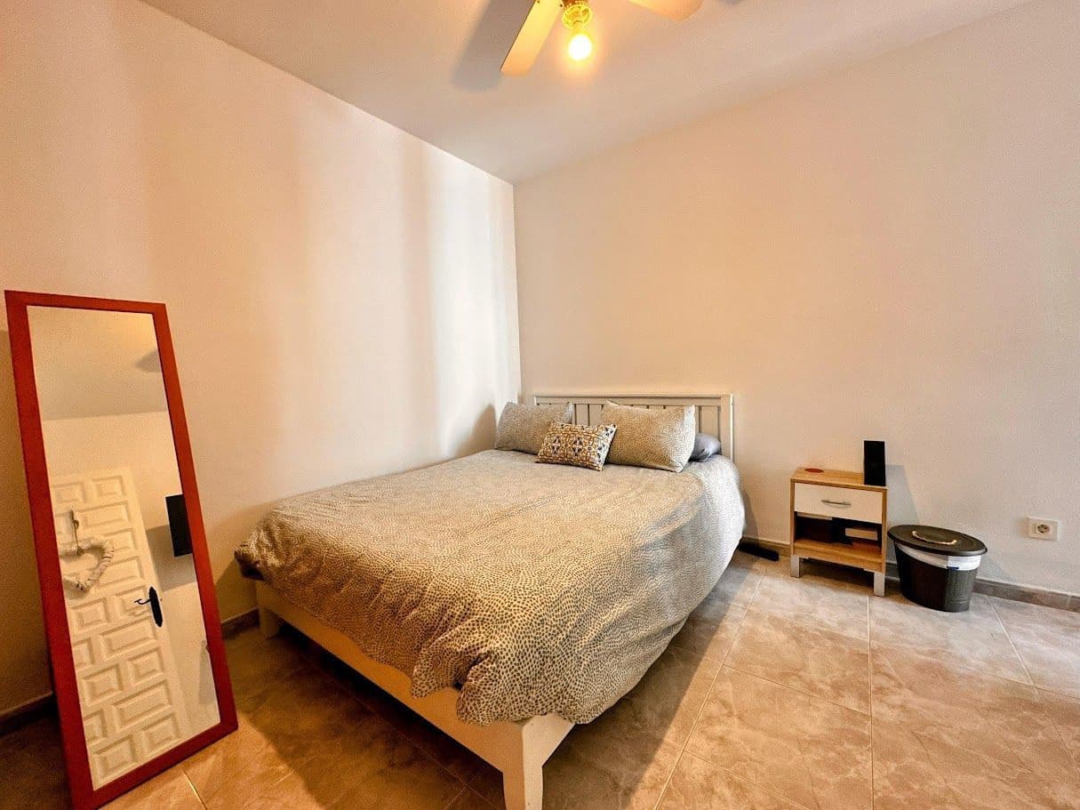 3 sypialnia Dom blizniak na sprzedaż w Torrox-Costa z basenem garażem - 335 000 € (Ref: 8190057)