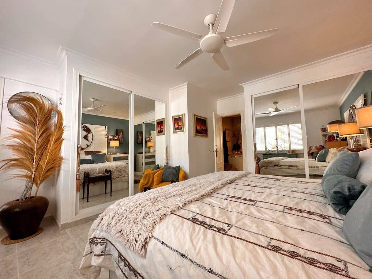 3 sypialnia Dom blizniak na sprzedaż w Torrox-Costa z basenem garażem - 335 000 € (Ref: 8190057)