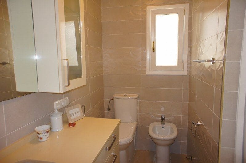 3 bedroom Villa for sale in Nerja with pool garage - € 695,000 (Ref: 8190058)