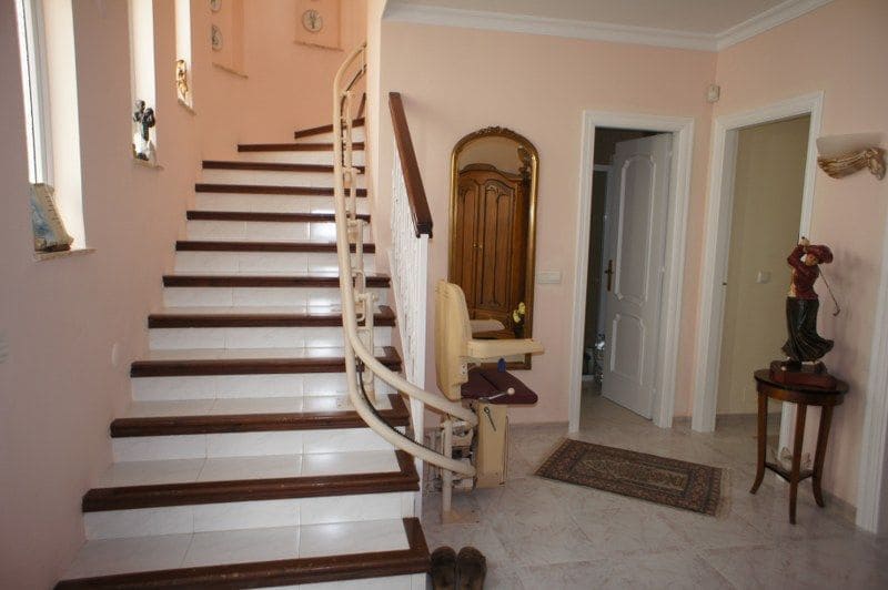 3 bedroom Villa for sale in Nerja with pool garage - € 695,000 (Ref: 8190058)