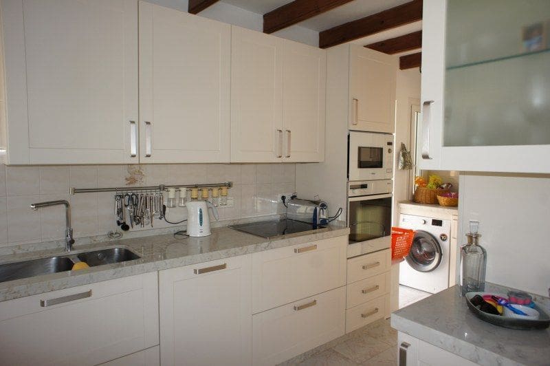 3 bedroom Villa for sale in Nerja with pool garage - € 695,000 (Ref: 8190058)