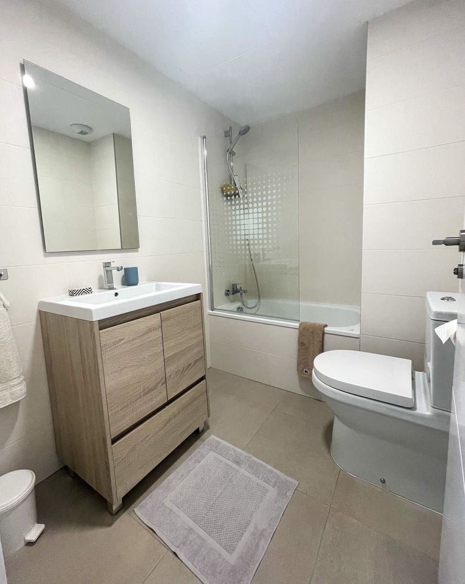 4 sypialnia Apartament na sprzedaż w Torrox-Costa z basenem garażem - 575 000 € (Ref: 8191273)