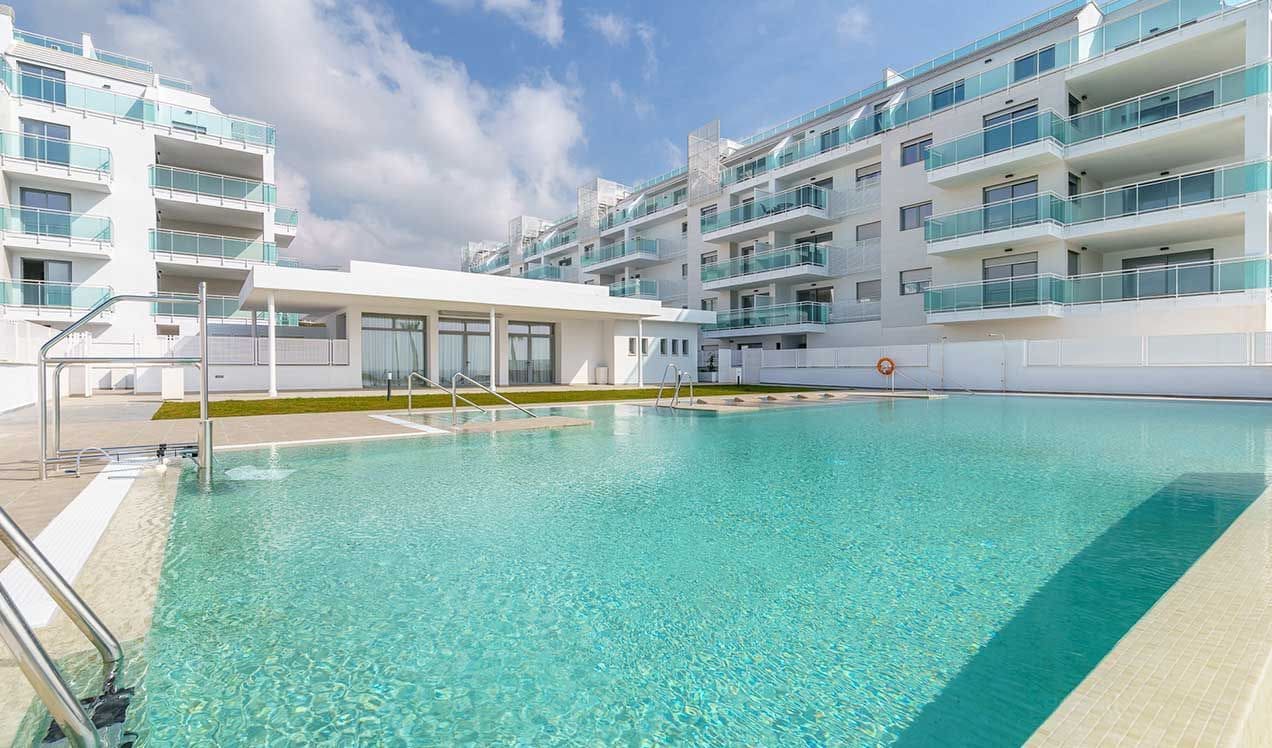 4 sypialnia Apartament na sprzedaż w Torrox-Costa z basenem garażem - 575 000 € (Ref: 8191273)