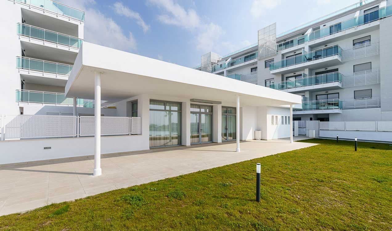 4 sypialnia Apartament na sprzedaż w Torrox-Costa z basenem garażem - 575 000 € (Ref: 8191273)