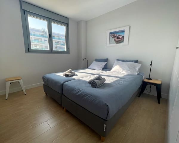 4 sypialnia Apartament na sprzedaż w Torrox-Costa, Torrox z basenem garażem - 575 000 € (Ref: 8191273)