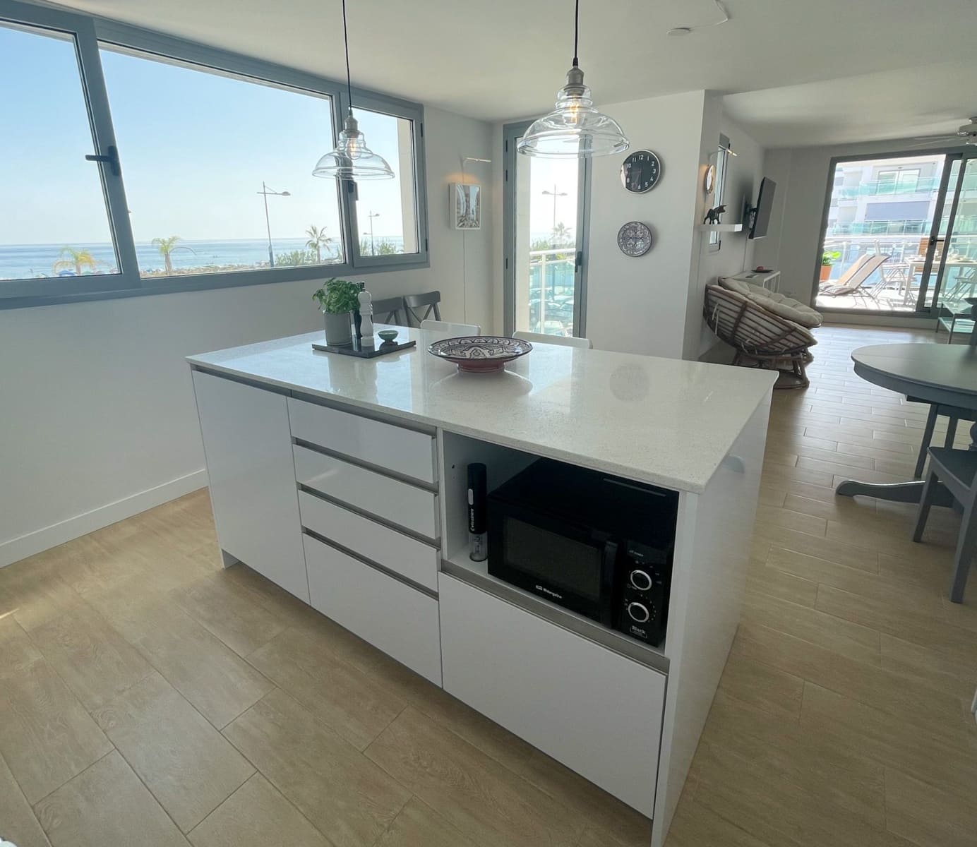 4 sypialnia Apartament na sprzedaż w Torrox-Costa z basenem garażem - 575 000 € (Ref: 8191273)