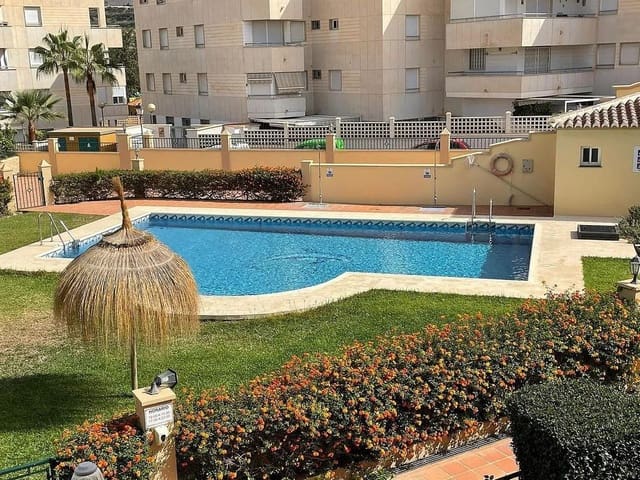 3 chambre Villa/Maison à vendre à Torrox-Costa, Torrox avec piscine garage - 450 000 € (Ref: 8479093)