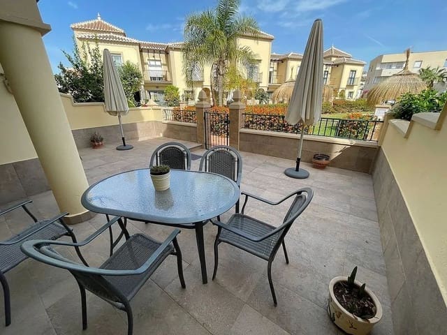 3 chambre Villa/Maison à vendre à Torrox-Costa, Torrox avec piscine garage - 450 000 € (Ref: 8479093)