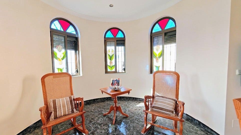 3 soverom Villa til salgs i Caleta de Velez med garasje - € 429 000 (Ref: 8565799)