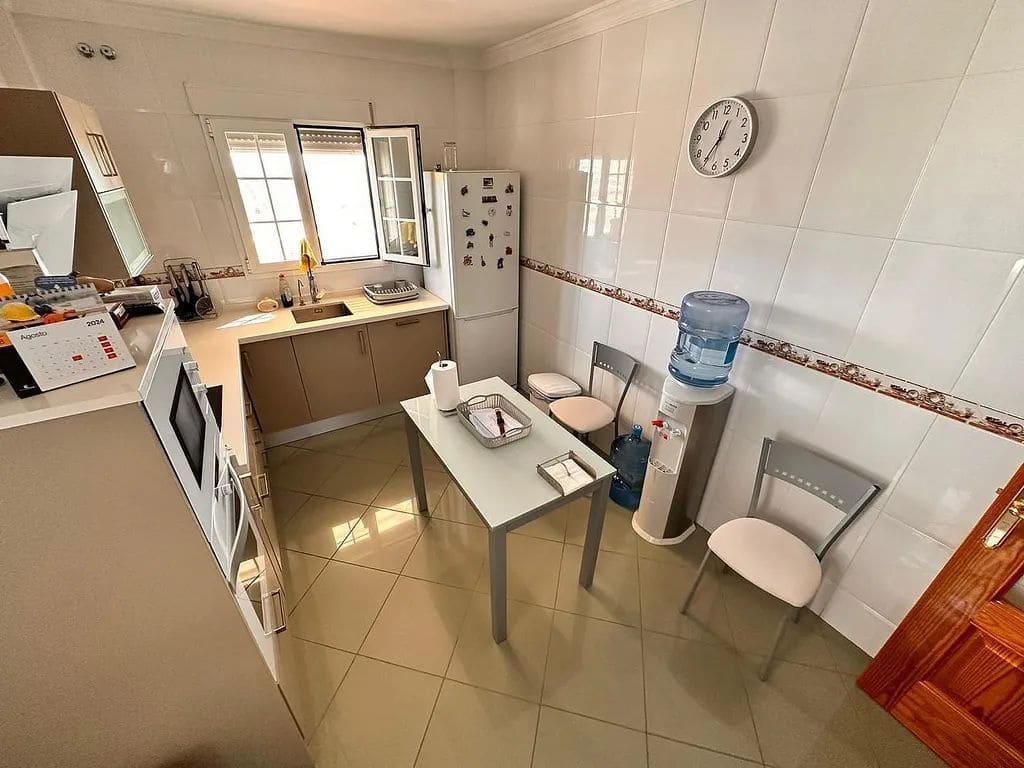 5 sypialnia Willa na sprzedaż w Torre del Mar z basenem - 699 000 € (Ref: 8573864)