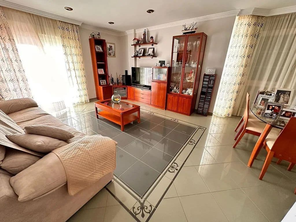 5 sypialnia Willa na sprzedaż w Torre del Mar z basenem - 699 000 € (Ref: 8573864)