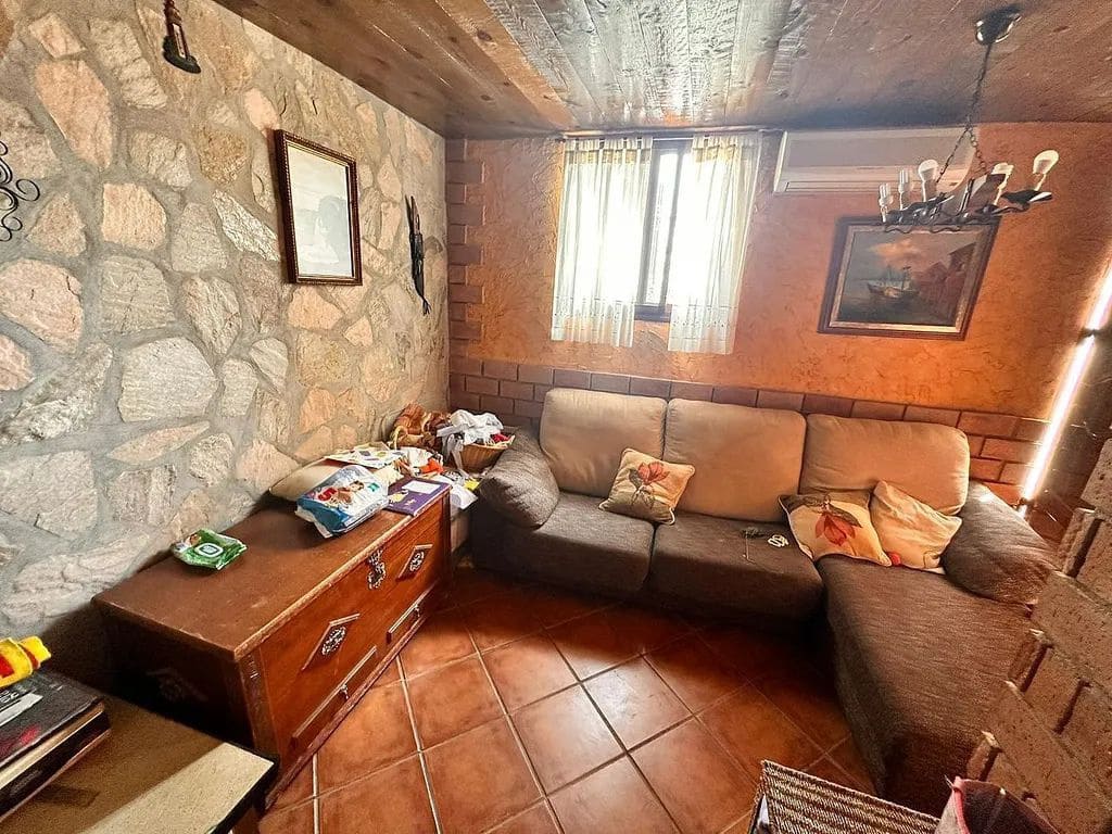 5 sypialnia Willa na sprzedaż w Torre del Mar z basenem - 699 000 € (Ref: 8573864)