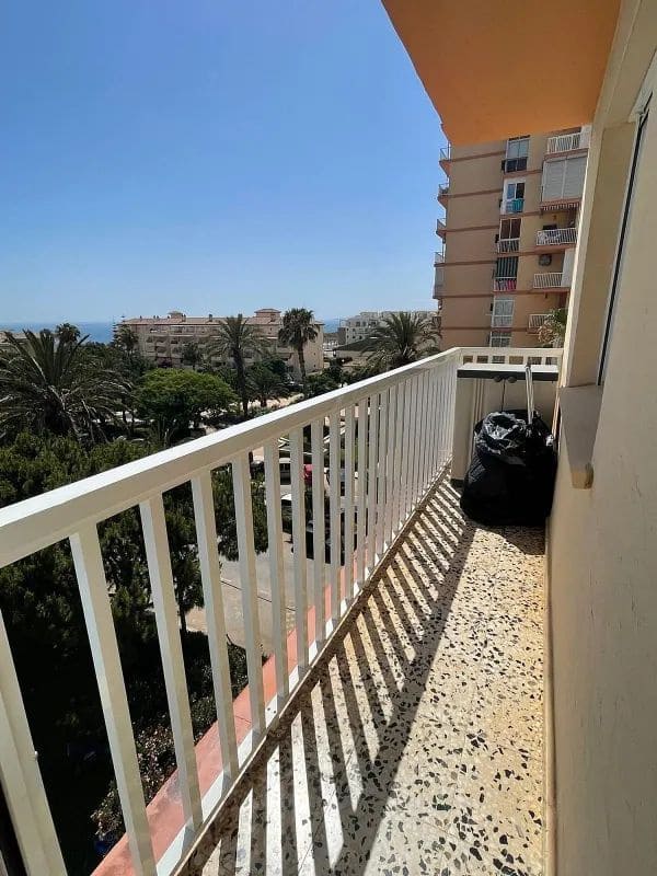 2 slaapkamer Appartement te koop in Torrox-Costa met zwembad - € 289.000 (Ref: 8652095)