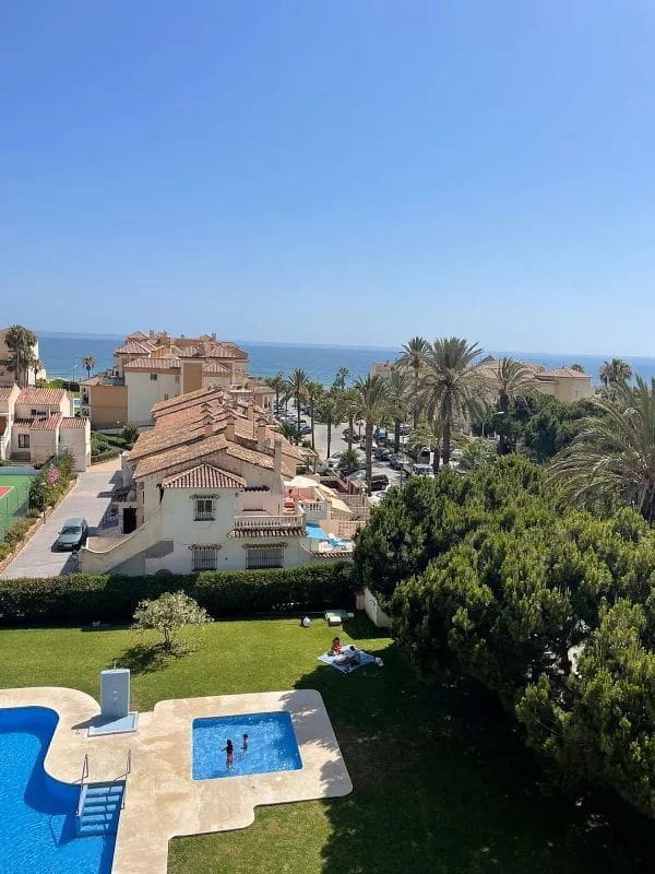 2 slaapkamer Appartement te koop in Torrox-Costa met zwembad - € 289.000 (Ref: 8652095)