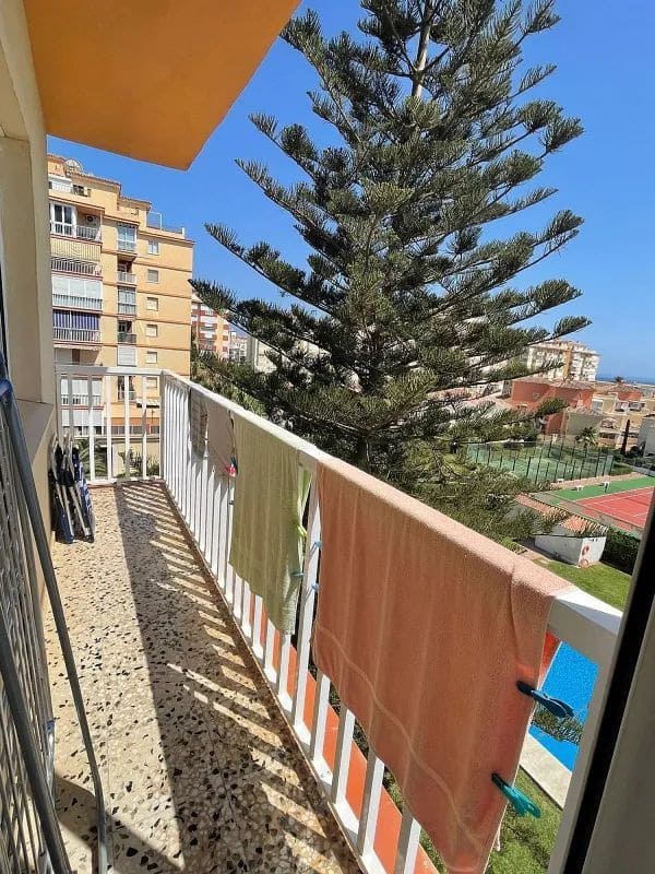 2 slaapkamer Appartement te koop in Torrox-Costa met zwembad - € 289.000 (Ref: 8652095)