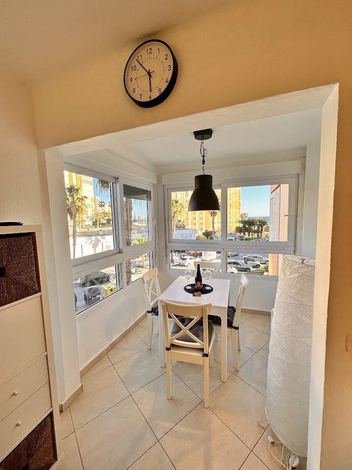 1 sypialnia Apartament do wynajęcia w Torrox-Costa z basenem - 690 € (Ref: 8683862)