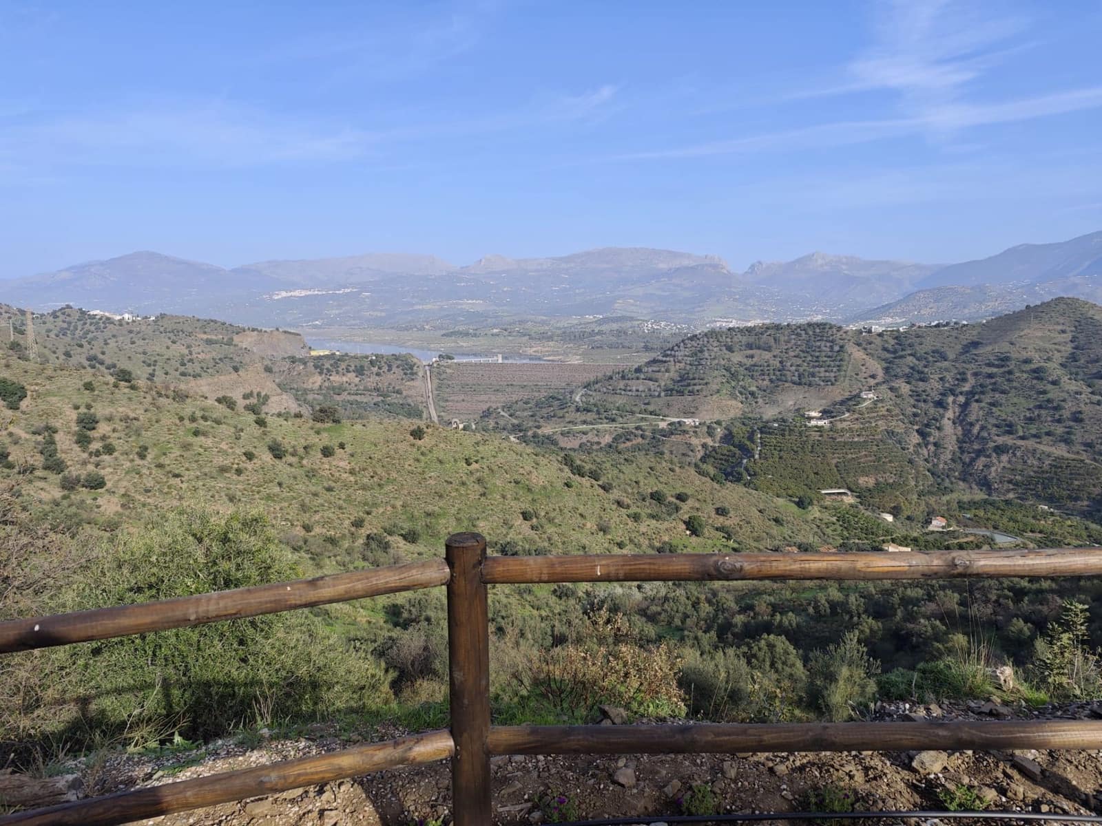 Villa for sale in Velez-Malaga with pool garage - € 315,000 (Ref: 8721810)