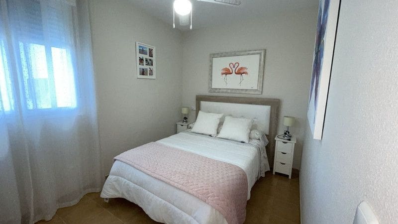 2 Zimmer Apartment zu verkaufen in Torrox-Costa mit Pool Garage - 325.000 € (Ref: 8755298)