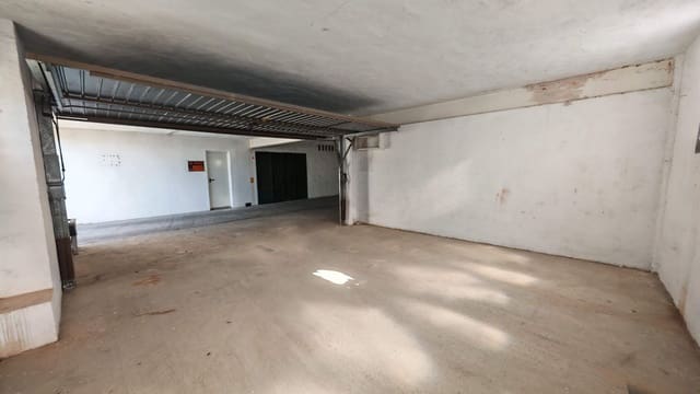 Garage for rent in Torrox-Costa, Torrox - € 250 (Ref: 8755301)
