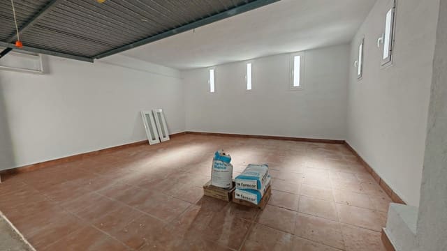 Garaje en Torrox-Costa, Torrox en alquiler - 250 € (Ref: 8755301)