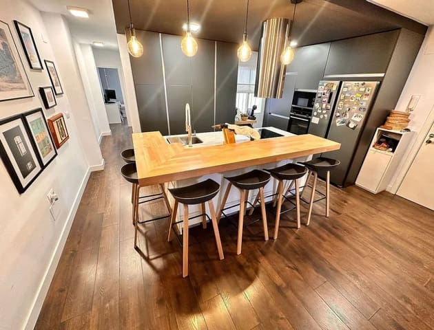 3 quarto Apartamento para venda em Torre del Mar, Vélez-Málaga - 309 000 € (Ref: 8848851)