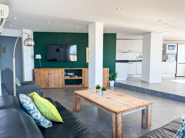 3 soverom Penthouse til salgs i Centro Internacional, Torrox - € 699 000 (Ref: 8851339)