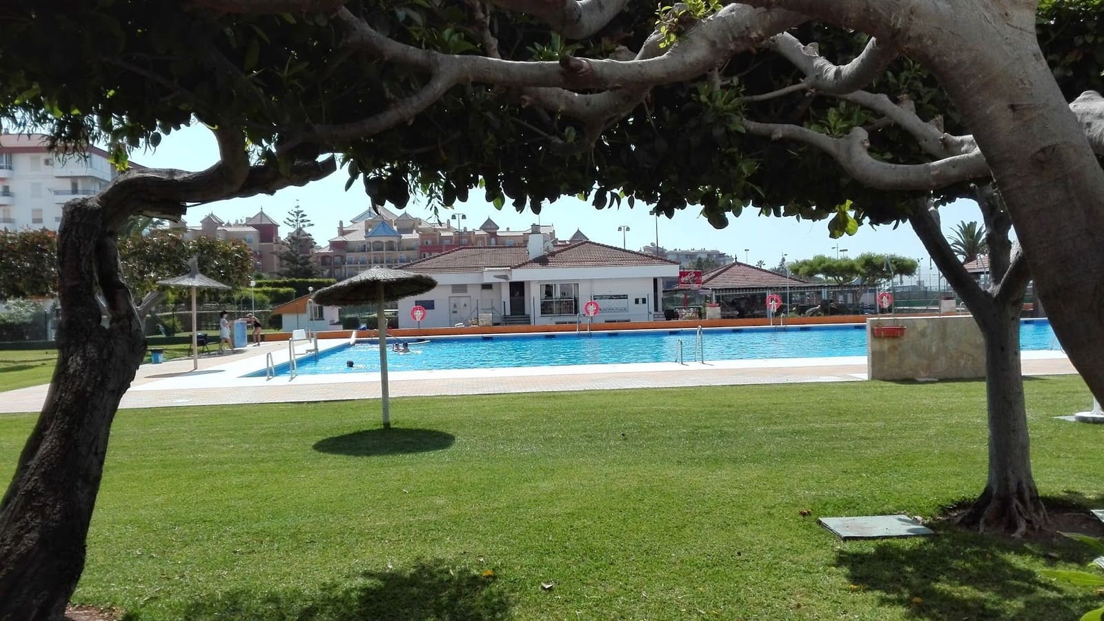 1 chambre Appartement à vendre à Torrox-Costa avec piscine - 312 000 € (Ref: 8881279)
