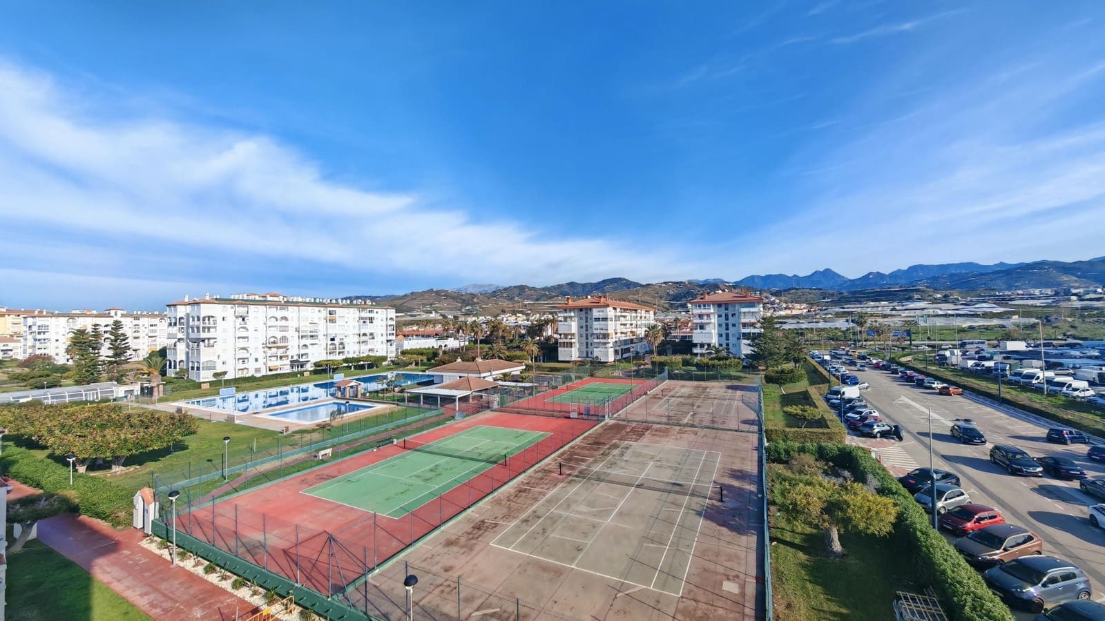 1 chambre Appartement à vendre à Torrox-Costa avec piscine - 312 000 € (Ref: 8881279)