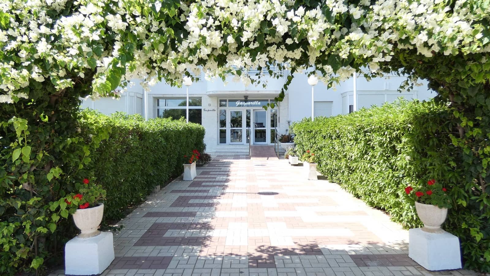 1 chambre Appartement à vendre à Torrox-Costa avec piscine - 312 000 € (Ref: 8881279)