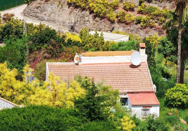 3 Zimmer Villa zu verkaufen in Torrox mit Pool Garage - 285.000 € (Ref: 8887806)