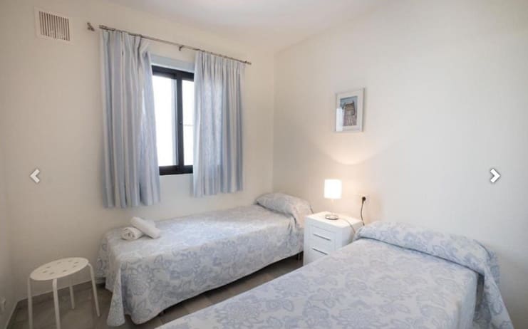 3 camera da letto Villetta Bifamiliare in vendita in Nerja con piscina - 390.000 € (Rif: 8993553)