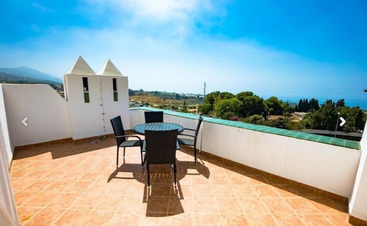 3 camera da letto Villetta Bifamiliare in vendita in Nerja con piscina - 390.000 € (Rif: 8993553)