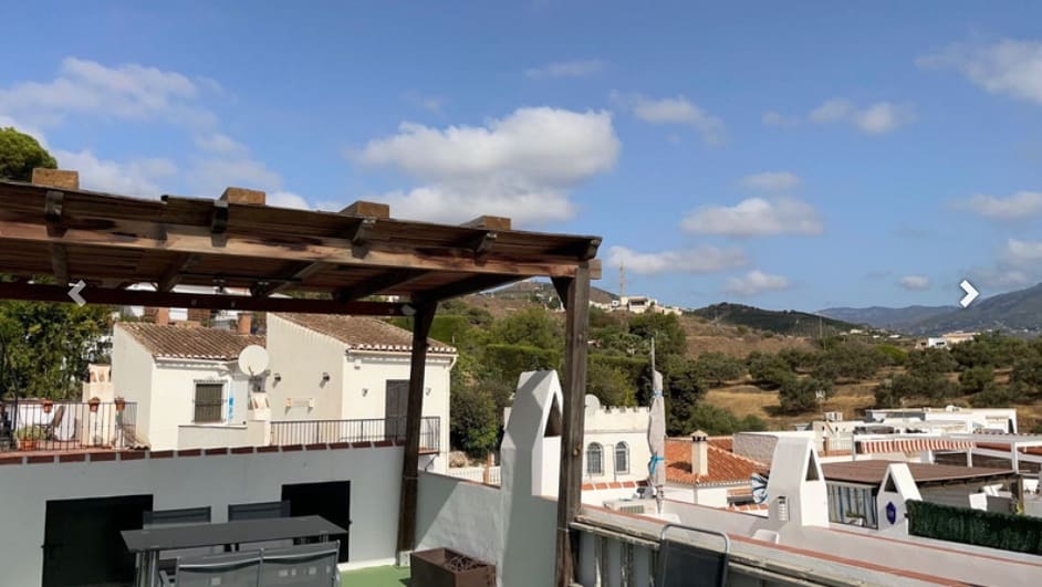 3 soveværelse Semi-Rækkehus til salg i Nerja med swimmingpool - € 340.000 (Ref: 8993554)