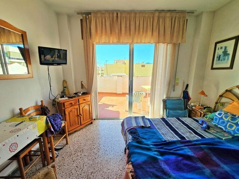 1 sovrum Lägenhet till salu i Nerja - 183 000 € (Ref: 9019813)