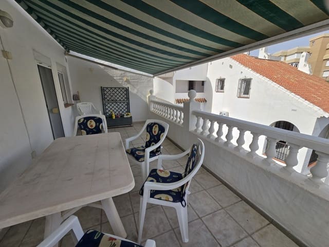 3 quarto Casa em Banda para venda em Torrox-Costa, Torrox com piscina - 299 000 € (Ref: 9019814)