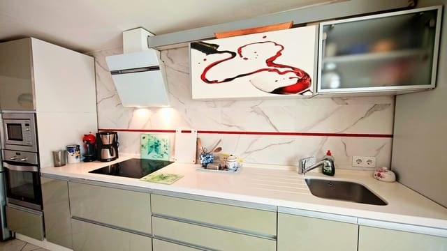 Chalet de 3 habitaciones en Torrox-Costa, Torrox en venta con piscina garaje - 399.000 € (Ref: 9058975)