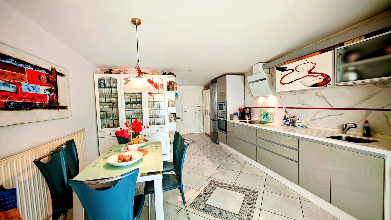 3 makuuhuone Huvila myytävänä paikassa Torrox-Costa mukana uima-altaan 
autotalli - 399 000 € (Ref: 9058975)