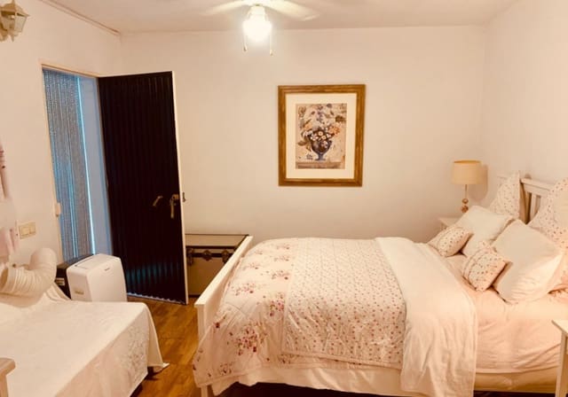 Chalet de 3 habitaciones en Torrox-Costa, Torrox en venta con piscina garaje - 425.000 € (Ref: 9097861)