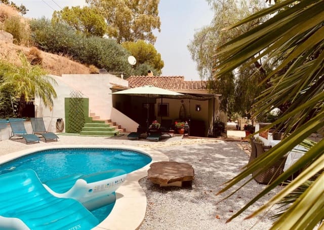 3 Zimmer Villa zu verkaufen in Torrox-Costa, Torrox mit Pool Garage - 425.000 € (Ref: 9097861)
