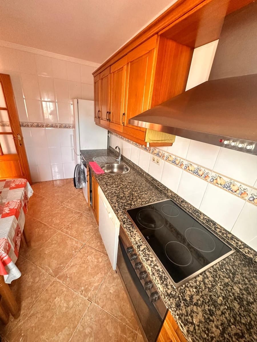 Apartamento de 3 habitaciones en Torrox-Costa en venta - 199.000 € (Ref: 9110023)