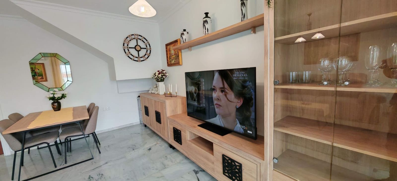 3 soveværelse Semi-Rækkehus til salg i Mezquitilla med swimmingpool garage - € 399.000 (Ref: 9132082)