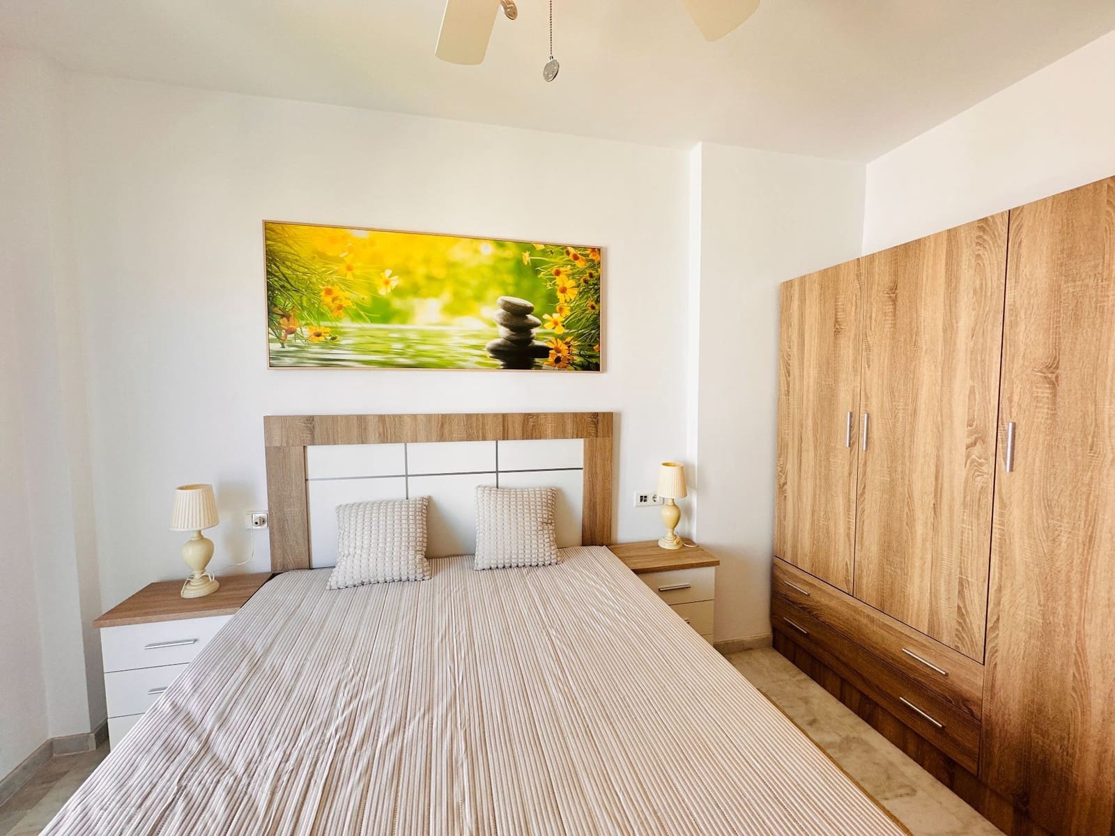 3 soveværelse Semi-Rækkehus til salg i Mezquitilla med swimmingpool garage - € 399.000 (Ref: 9132082)