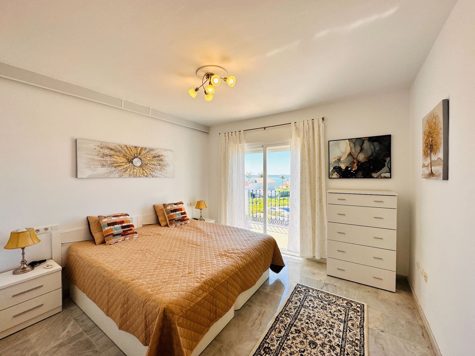 3 soveværelse Semi-Rækkehus til salg i Mezquitilla med swimmingpool garage - € 399.000 (Ref: 9132082)