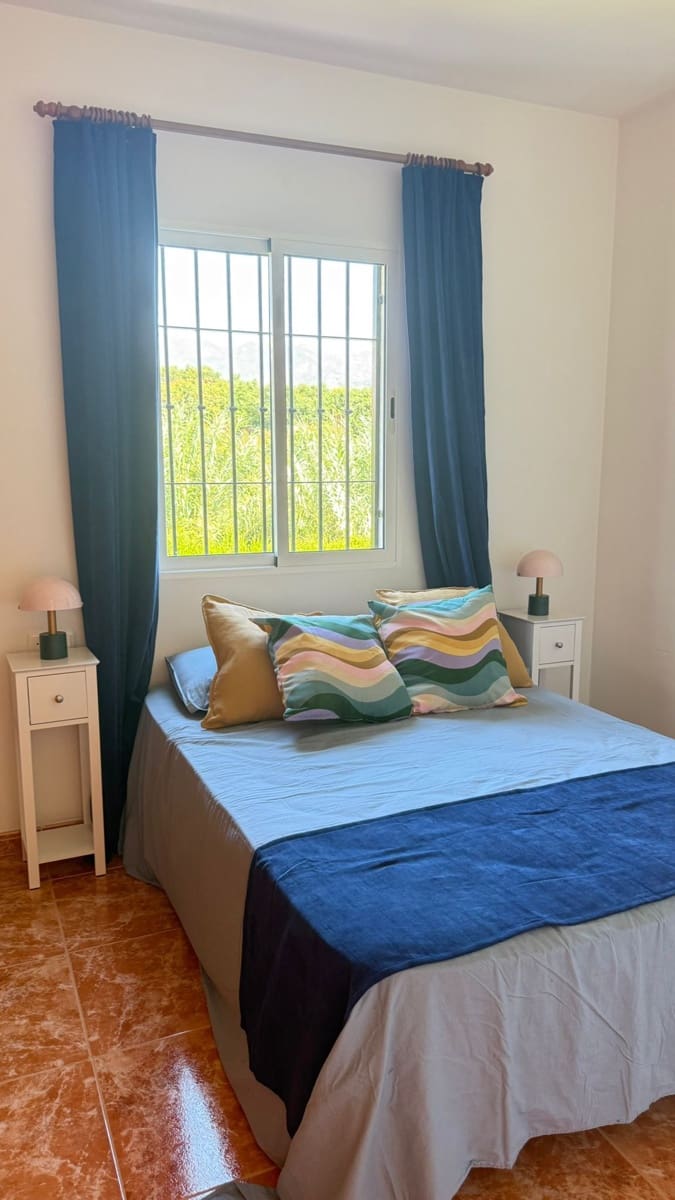 4 soverom Hus til salgs i Nerja med svømmebasseng garasje - € 390 000 (Ref: 9146740)