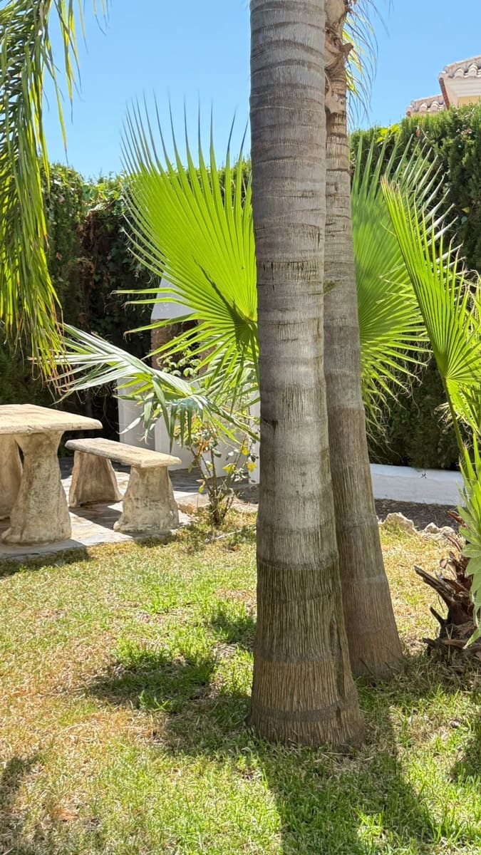 4 soverom Hus til salgs i Nerja med svømmebasseng garasje - € 390 000 (Ref: 9146740)