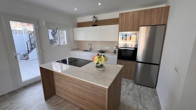 2 quarto Moradia para venda em Torrox-Costa, Torrox - 435 000 € (Ref: 9148835)