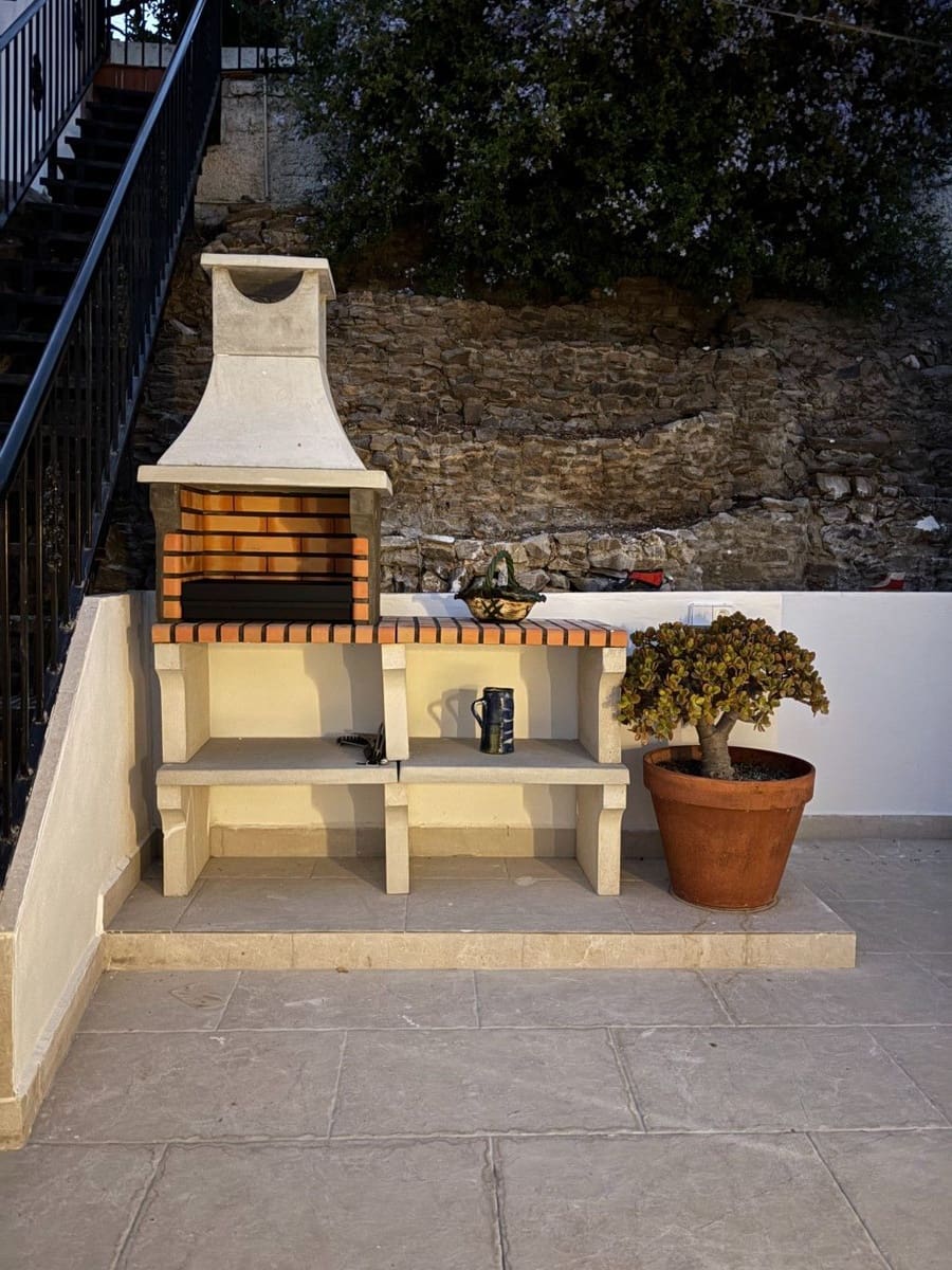 2 bedroom Villa for sale in Torrox-Costa - € 434,500 (Ref: 9148835)