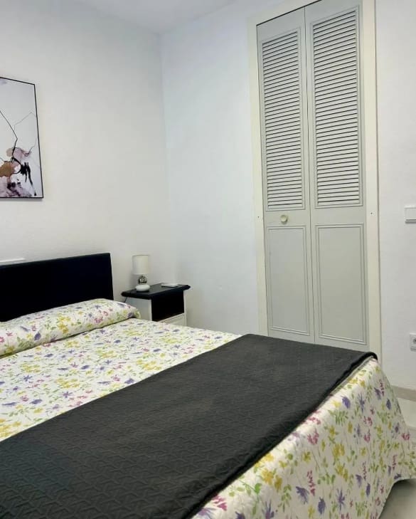 2 Zimmer Apartment zu verkaufen in Torrox-Costa - 340.000 € (Ref: 9151698)